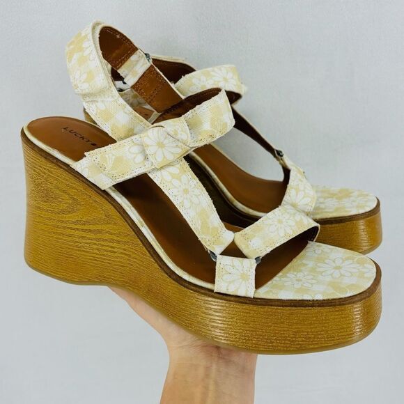 Lucky Brand Shoes - NEW Lucky Brand Women’s 9 Daisy Floral Tan Yellow Wedge Platform Sandal Demmia